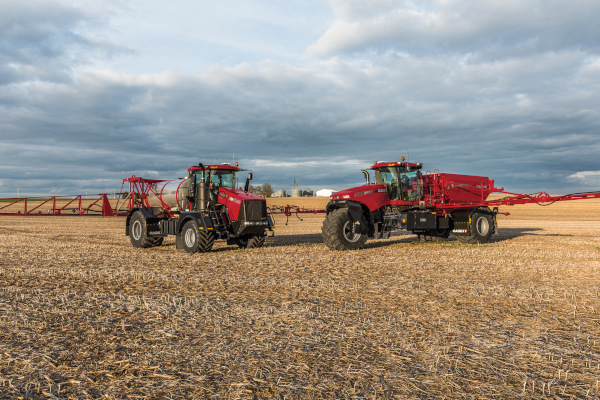 Case IH | Application Equipment | Titan™ Series Floaters for sale at Rusler Implement, Colorado