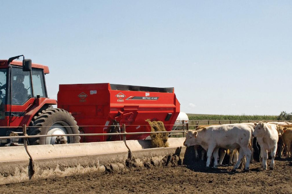 Kuhn | 4-Auger Horizontal Mixers | 4100 Series for sale at Rusler Implement, Colorado