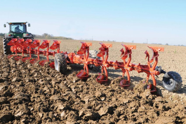 Kuhn | Semi-Mounted Rollover Plows | Challenger for sale at Rusler Implement, Colorado