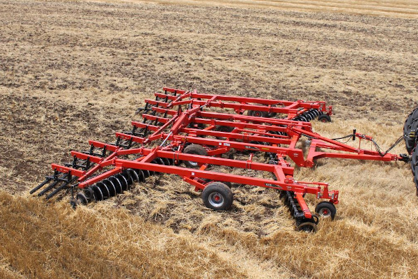 Kuhn | Disc Harrows | Class III: Primary Tillage for sale at Rusler Implement, Colorado