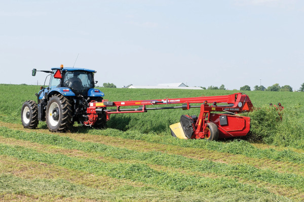 New Holland | Haytools & Spreaders | Discbine® PLUS Center-Pivot Disc Mower-Conditioners for sale at Rusler Implement, Colorado