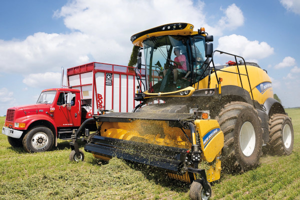 New Holland | Forage Equipment | FR Forage Cruiser SP Forage Harvesters for sale at Rusler Implement, Colorado
