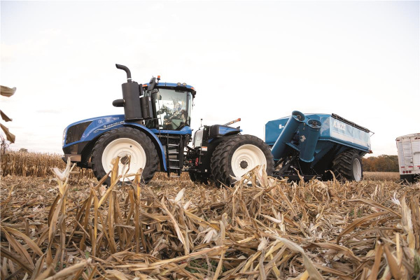 New Holland | T9 with PLM Intelligence™ | model T9.530 Wheeled and SmartTrax™ for sale at Rusler Implement, Colorado