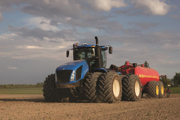 New Holland | T9 with PLM Intelligence™ | model T9.600 Wheeled and SmartTrax™ for sale at Rusler Implement, Colorado